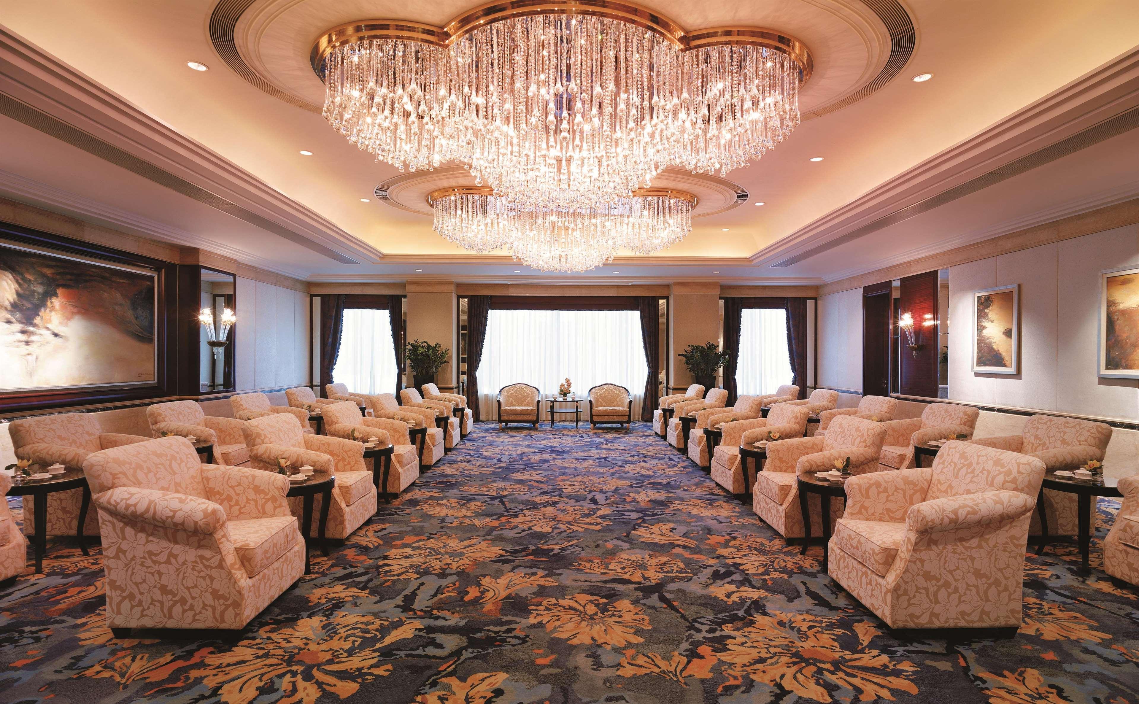 Shangri-La Guangzhou-3 Minutes By Walking To Canton Fair Complex Exterior foto