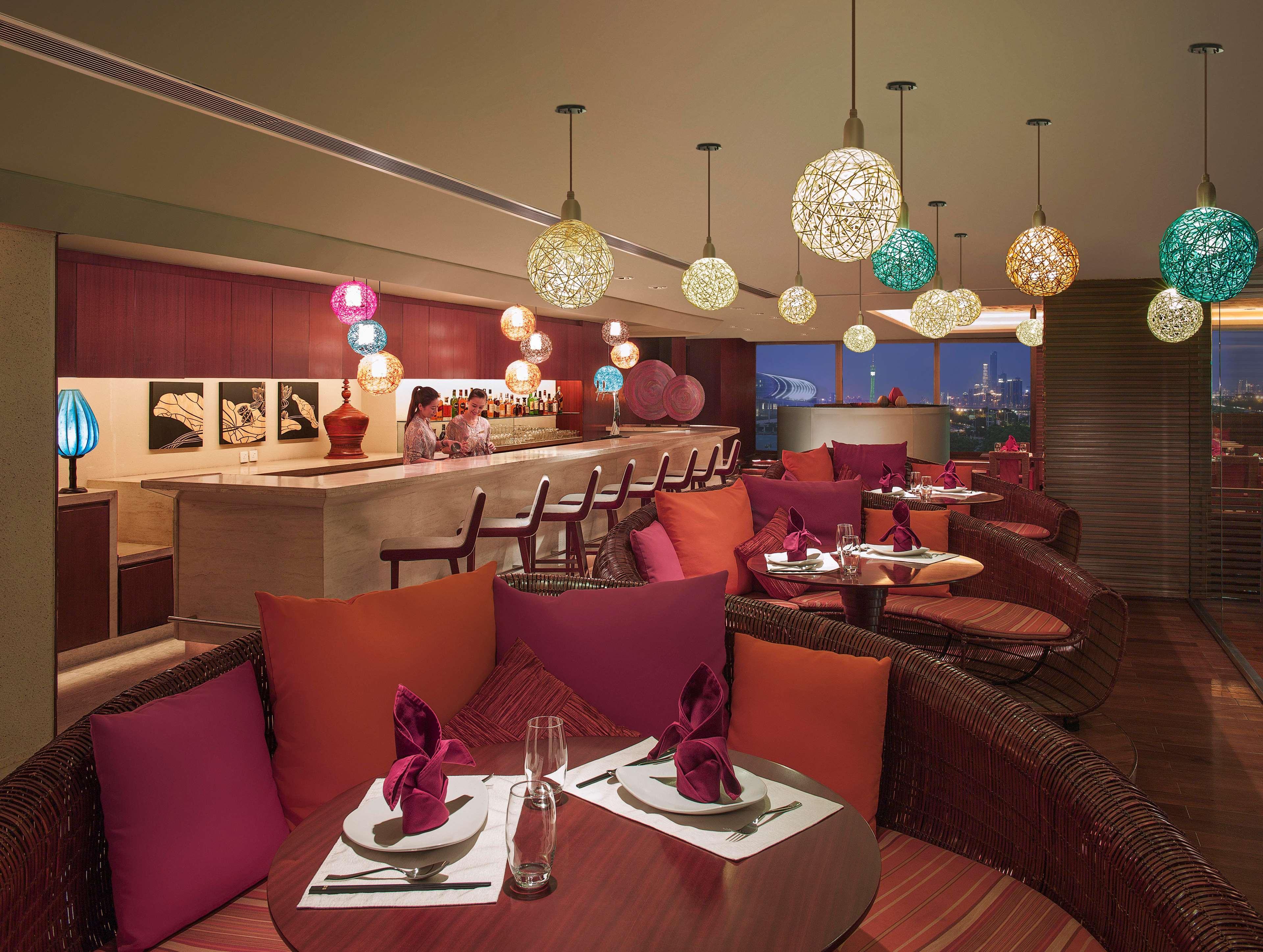 Shangri-La Guangzhou-3 Minutes By Walking To Canton Fair Complex Exterior foto